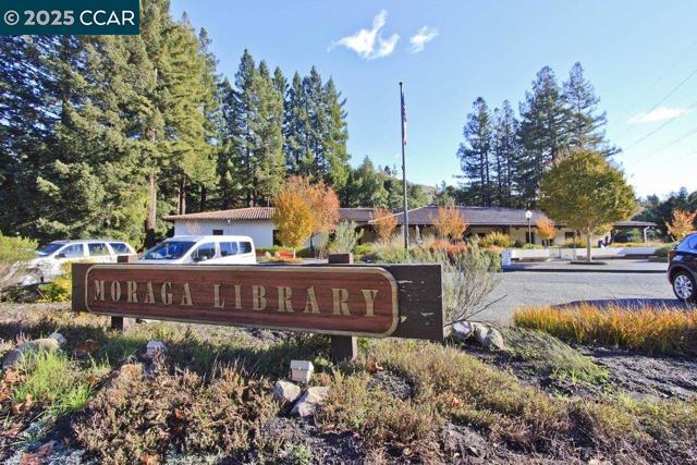 412 Woodminster, Moraga CA: https://media.crmls.org/mediaz/96620fe5-7e1c-495b-9a50-7ffc6404144d.jpg