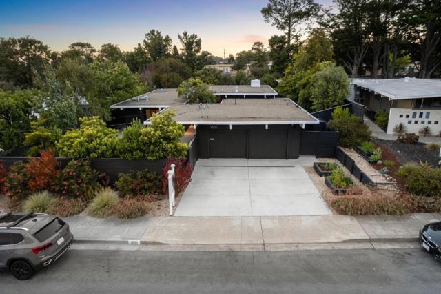 1651 Lexington, San Mateo CA: https://media.crmls.org/mediaz/9662d78d-22f4-4046-bbef-7644dfecb080.jpg