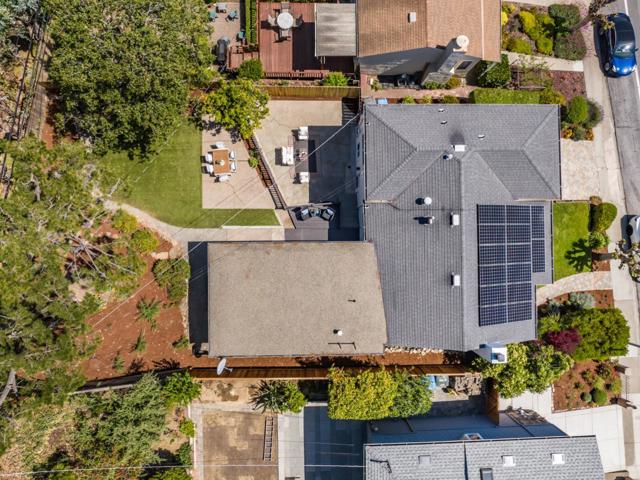 1320 Hull Drive, San Carlos CA: https://media.crmls.org/mediaz/96636604-52b4-49c8-b227-215e20d2b53f.jpg