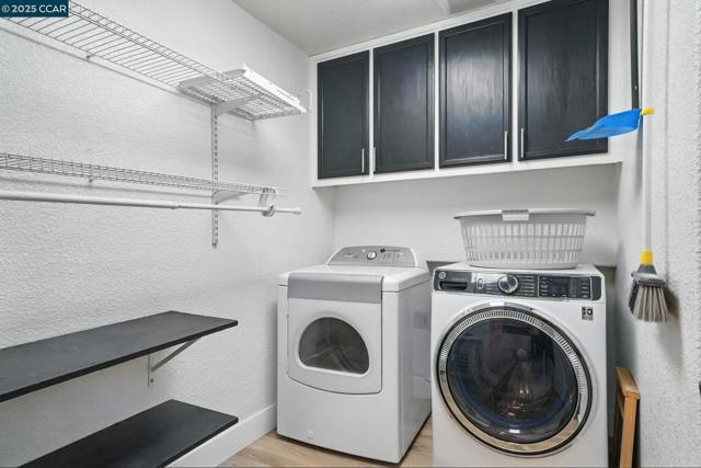 1782 Anastasia Dr, Brentwood CA: https://media.crmls.org/mediaz/9663d05e-0eb6-4b89-affd-b0692032d65e.jpg
