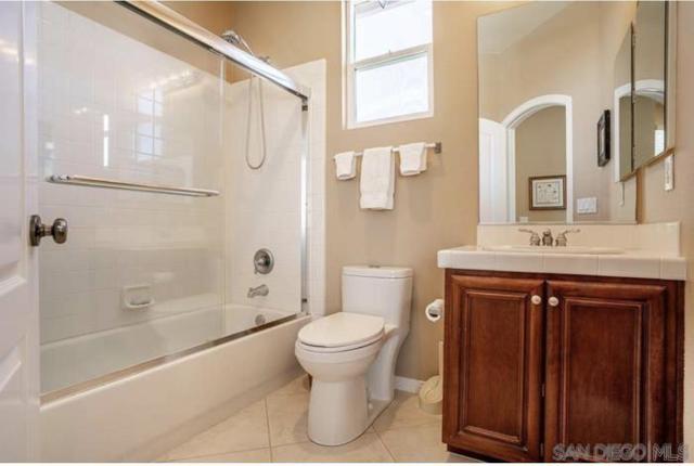 16624 Santa Mariana Ct, San Diego CA: https://media.crmls.org/mediaz/9663e93e-ccc8-4a87-8ad9-dd5ed68fa293.jpg
