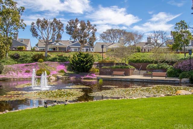 814 Okra Court, Carlsbad CA: https://media.crmls.org/mediaz/96640b19-0242-40b3-bf8f-2c0f7305680a.jpg