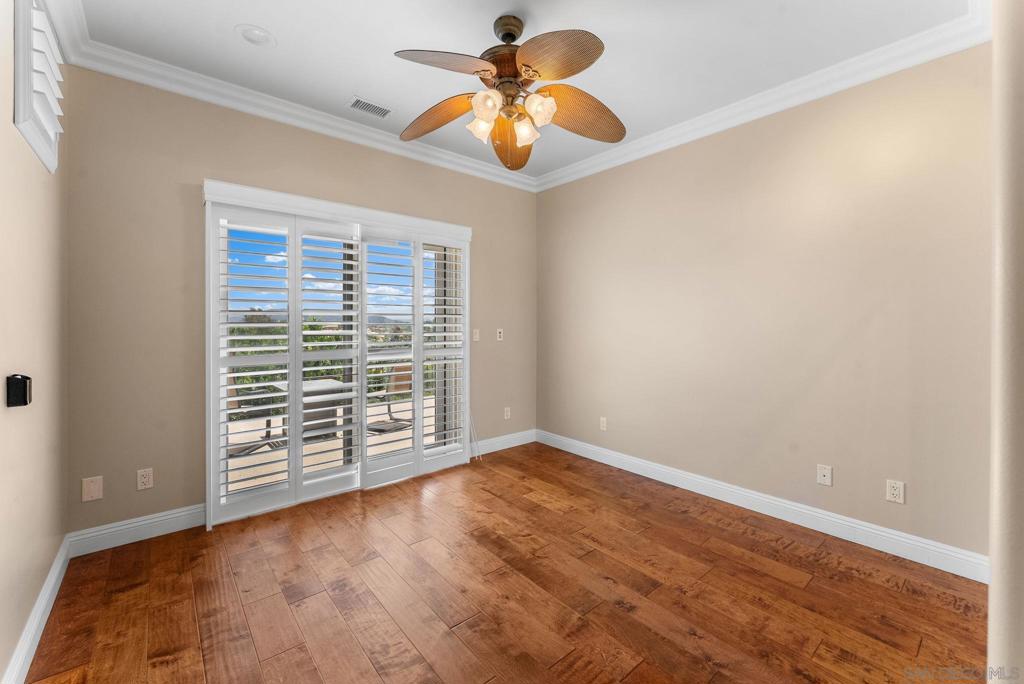 MLS #250033119SD image #25