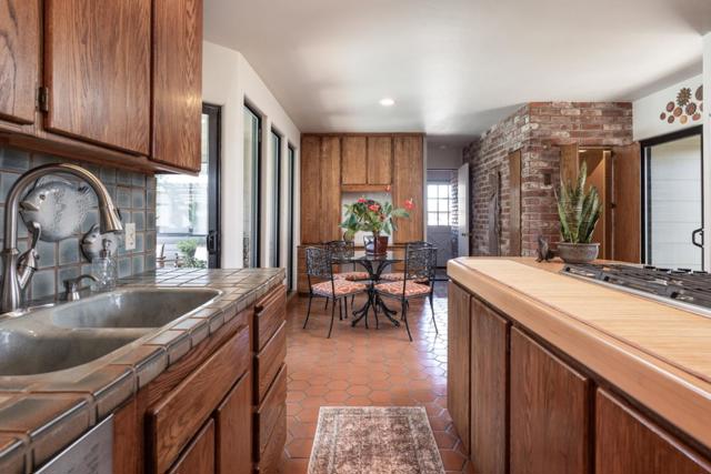 301 Euclid Avenue, Monterey CA: https://media.crmls.org/mediaz/9666a3ce-6e7c-4787-ab7d-5116448b0d2b.jpg