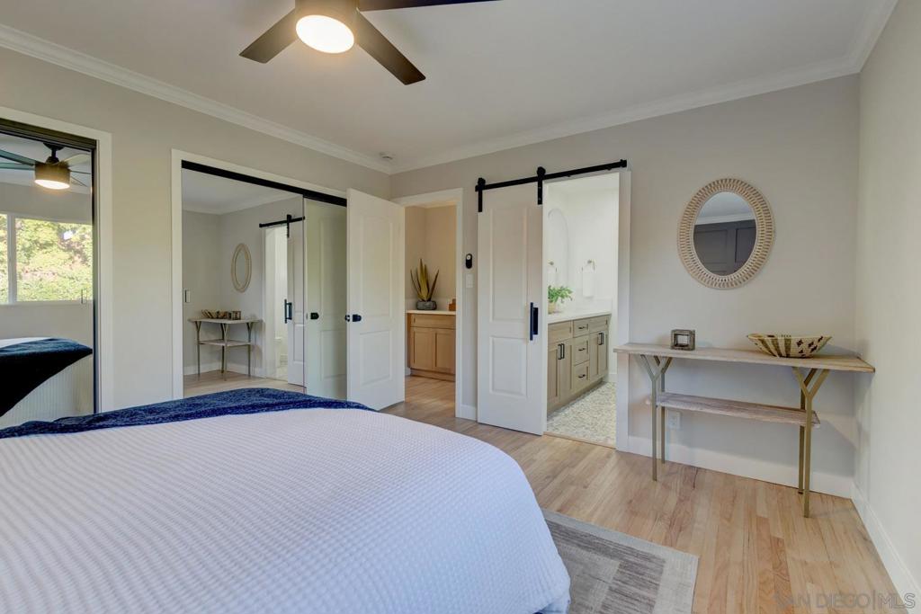 MLS #250036382SD img 10