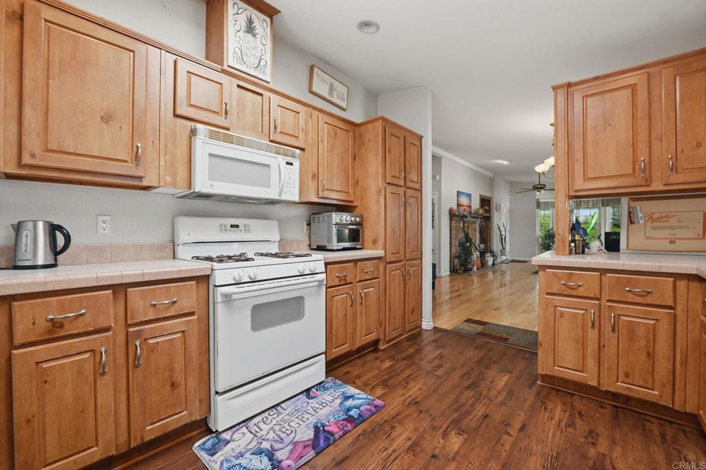 809 Discovery Street - photo 19