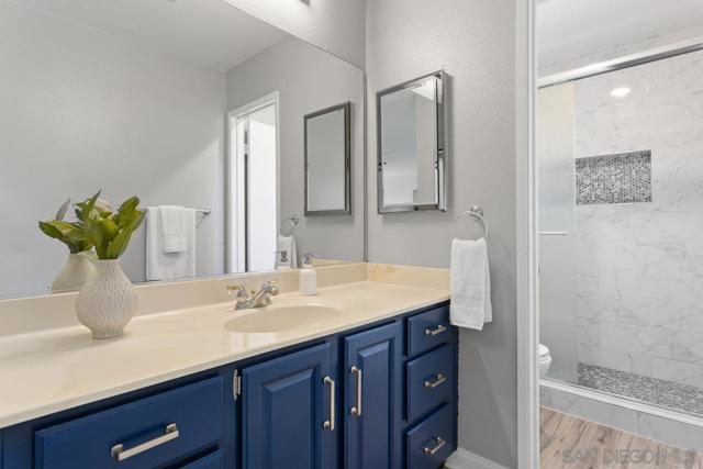 14210 Tierra Bonita Road, Poway CA: https://media.crmls.org/mediaz/9668e4de-4296-4fc2-9bf3-e3cf85c90035.jpg