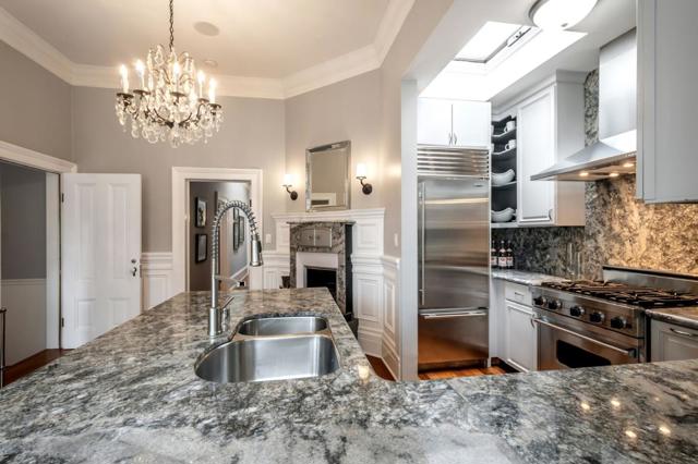 4087 17th Street, San Francisco CA: https://media.crmls.org/mediaz/966a9779-4a20-4faf-9818-34b7bea93f18.jpg