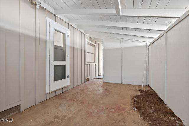 1211 Cruzero Street, Ojai CA: https://media.crmls.org/mediaz/966af381-ddff-484e-bd39-1d0f57e02c82.jpg