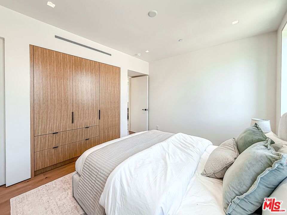 MLS #26864327 image #66