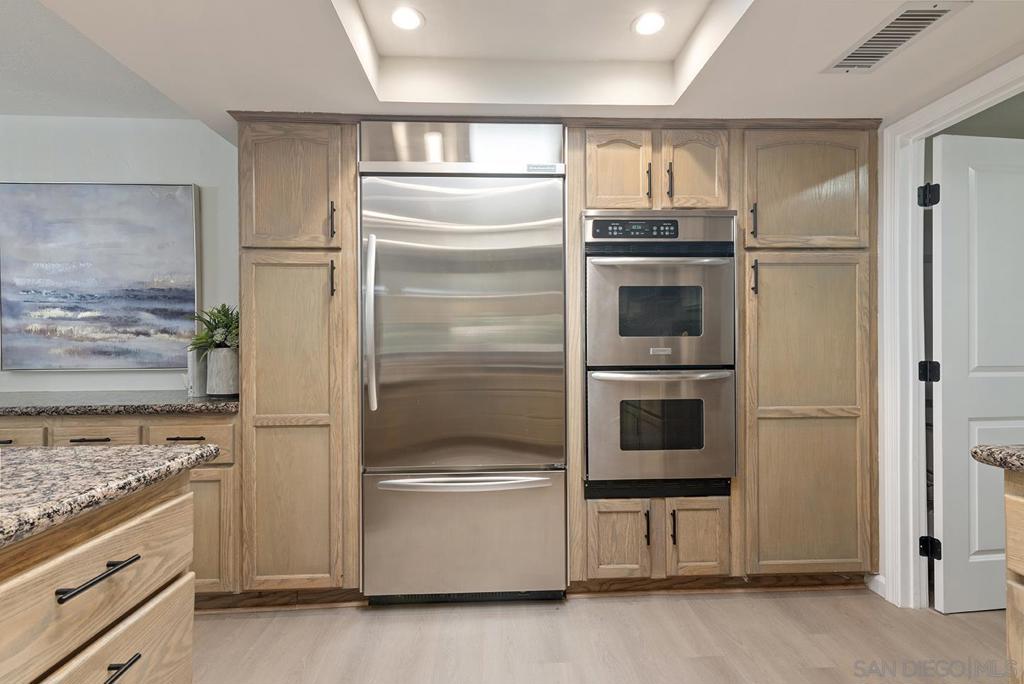 MLS #250043037SD image #12