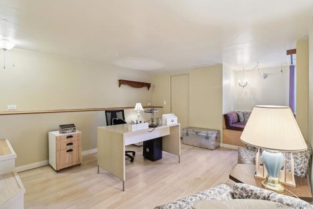 2090 Alta Vista Drive, Vista CA: https://media.crmls.org/mediaz/966d4c81-9f33-4e2b-91b0-b21d07b0b8a8.jpg