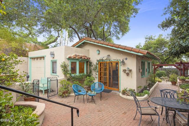 308 Topa Topa Drive, Ojai CA: https://media.crmls.org/mediaz/966d668a-57d1-4402-8b15-cfc6b49f2a59.jpg