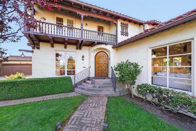 65 Monte Vista Avenue, Watsonville CA: https://media.crmls.org/mediaz/966db0da-5dea-44a0-8f5d-a96ee54047ac.jpg