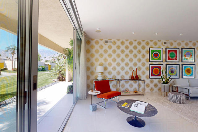 318 Desert Lakes Drive, Palm Springs, CA 92264