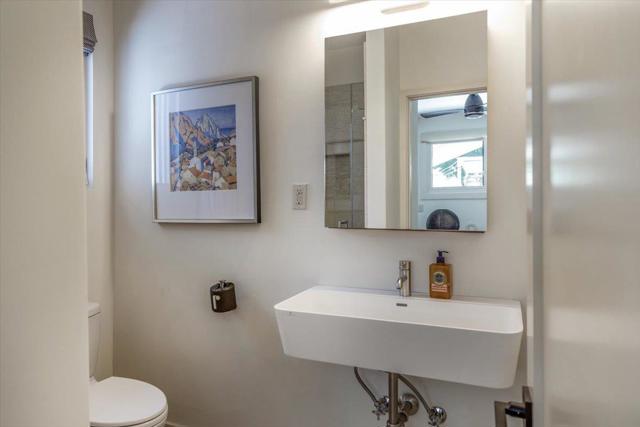 15902 Rochin Terrace, Los Gatos CA: https://media.crmls.org/mediaz/966ed4d0-b600-4afb-bf22-6c45176e6ee1.jpg