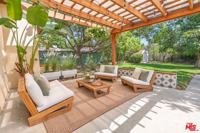 3 Bed Home for Sale in Los Angeles, California