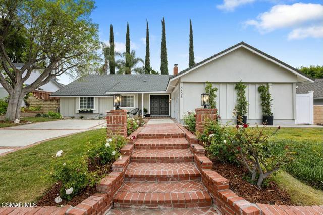 6608 Maplegrove Street, Oak Park CA: https://media.crmls.org/mediaz/966f7c59-2860-4c2e-a01c-91119cad115a.jpg