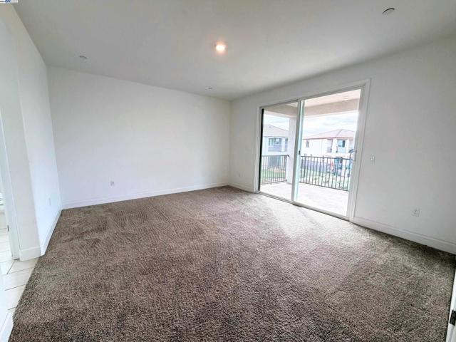 10349 Baldy Dr, Stockton CA: https://media.crmls.org/mediaz/966ff2fb-6d5a-4a6b-bc49-a32f55352b37.jpg