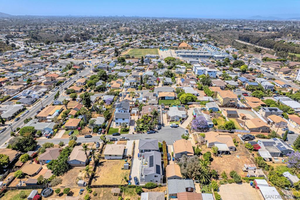 MLS #250036676SD image #31