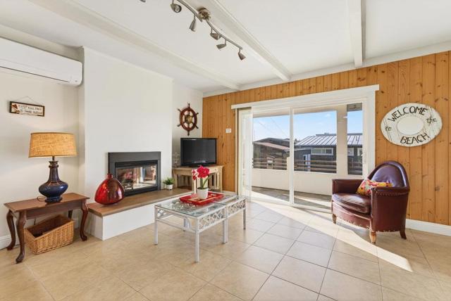 619 Beach Drive, Aptos CA: https://media.crmls.org/mediaz/96705e33-dcba-4498-8c1a-777db497286e.jpg