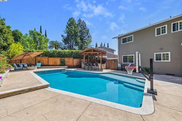 4839 Merganser Ct, Pleasanton CA: https://media.crmls.org/mediaz/96727a14-33e1-487f-ba12-a56859526977.jpg