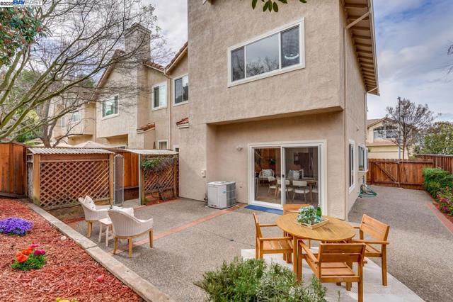 Image 50 of 58 For 4144 Garibaldi Pl