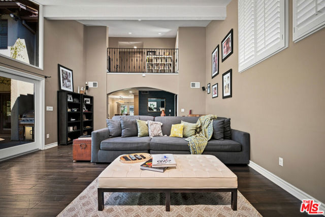 4 Bed Home for Sale in Encino, California