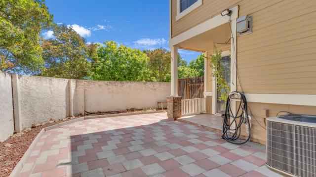 310 Araglin Court, San Jose CA: https://media.crmls.org/mediaz/9673a9cc-0eec-4b4d-b2a3-aad285fd51bc.jpg