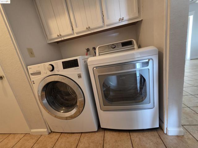 136 Evergreen Way, Vallejo CA: https://media.crmls.org/mediaz/9673bac7-eb8b-43bf-854a-2a6857ab805b.jpg