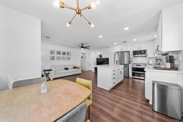 Detail Gallery Image 10 of 29 For 1452 Canvas Dr #1,  Chula Vista,  CA 91913 - 2 Beds | 2 Baths