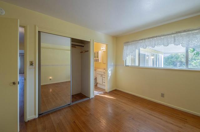 217 Iris Drive, Salinas CA: https://media.crmls.org/mediaz/96741d76-b6c9-481f-91d4-1e13fe897735.jpg