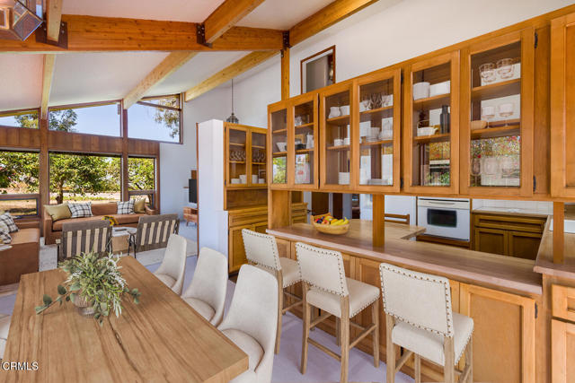 6860 Worth Way, Camarillo CA: https://media.crmls.org/mediaz/96742b55-4603-4856-a15d-df83d8ab844e.jpg