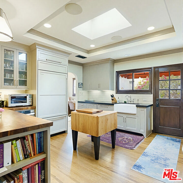 MLS #26814095 image #2