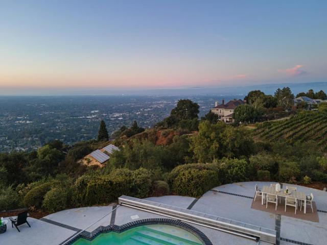 16383 Aztec Ridge Drive, Los Gatos CA: https://media.crmls.org/mediaz/96754c2b-9fcd-48fc-b692-7b2981b03ed9.jpg