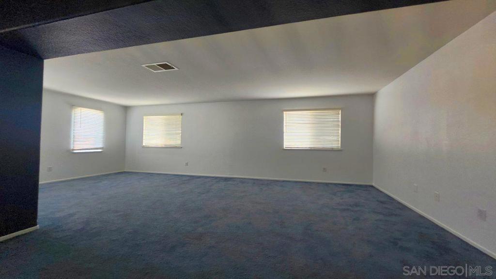 MLS #250045017SD image #35