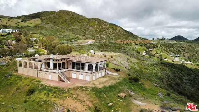 Drew Fenton | 33182 Mulholland Highway Malibu CA | MLS: 7250420