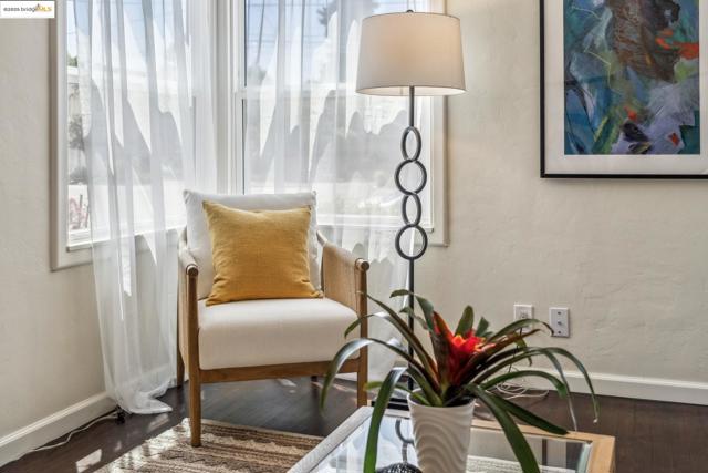 317 Pacific, Alameda CA: https://media.crmls.org/mediaz/9675989b-d4cc-4ddb-b676-9b23c76dfd61.jpg