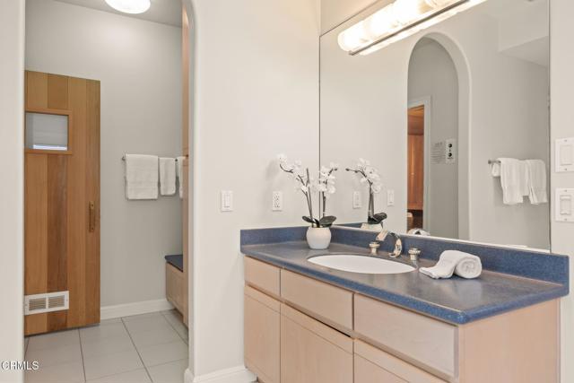 3097 Bayshore Avenue, Ventura CA: https://media.crmls.org/mediaz/96763aaf-a0d3-45a3-ae90-8a1e38496da7.jpg