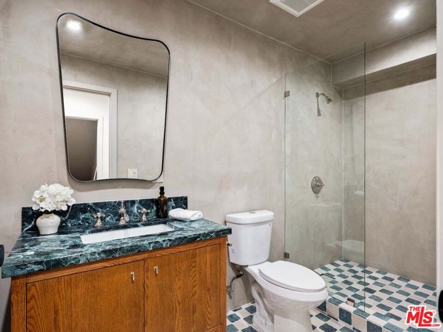4790 Galendo Street, Woodland Hills CA: https://media.crmls.org/mediaz/96782b60-5009-4037-9e7a-5fdf512e8bef.jpg