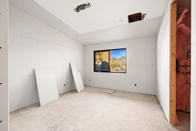 1133 W Dolores Court, Palm Springs CA: https://media.crmls.org/mediaz/9679fc65-2538-44e4-99c1-742506cec312.jpg