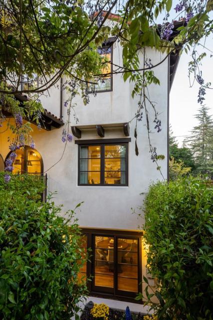 16922 Mitchell Avenue, Los Gatos CA: https://media.crmls.org/mediaz/967a70ea-8aff-4906-af83-563f13835b0e.jpg