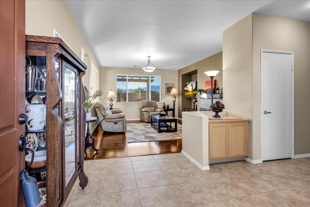 MLS #219138032DA image #6