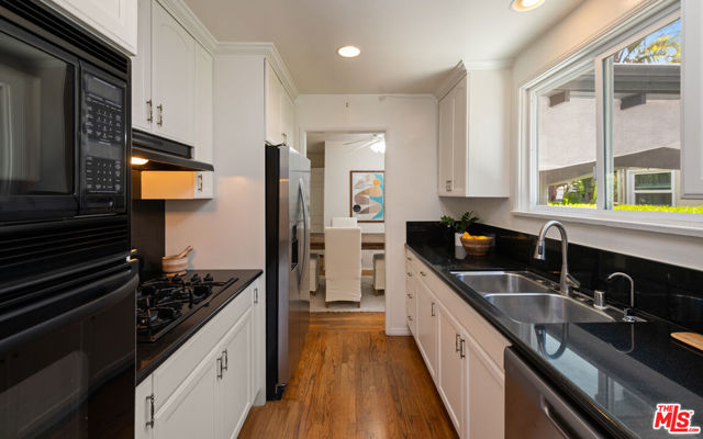 11419 Charnock Road, Los Angeles CA: https://media.crmls.org/mediaz/967c2bd0-946f-4080-a608-efa4e2826fcf.jpg