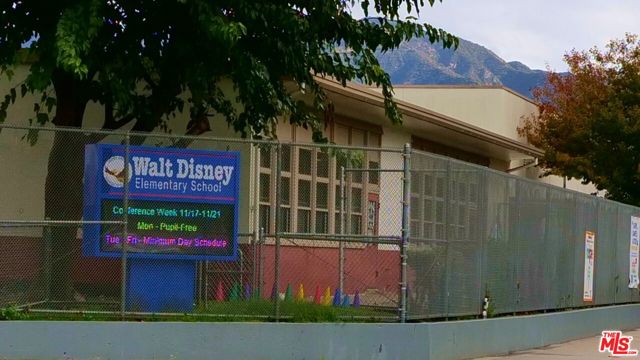 1105 W Clark Avenue, Burbank CA: https://media.crmls.org/mediaz/967db0df-7a29-4691-8e24-5f0ed8f42a51.jpg