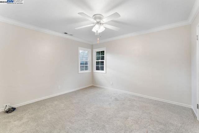 1112 Elgin St, San Lorenzo CA: https://media.crmls.org/mediaz/967de014-70b7-4cae-a070-31c80aa06f8f.jpg