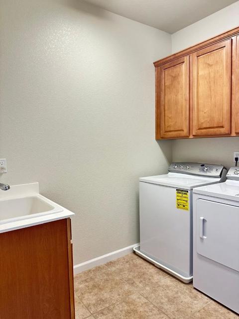 10526 Seahorn Drive, Stockton CA: https://media.crmls.org/mediaz/967e3de2-3150-432d-b43a-785f18c6af97.jpg
