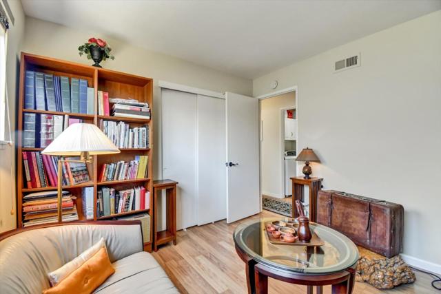 792 Marlin Avenue, Foster City CA: https://media.crmls.org/mediaz/967f0277-63f0-47cb-bdd1-946596c8b24a.jpg
