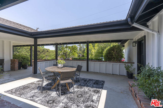 4139 Magna Carta Road photo 4