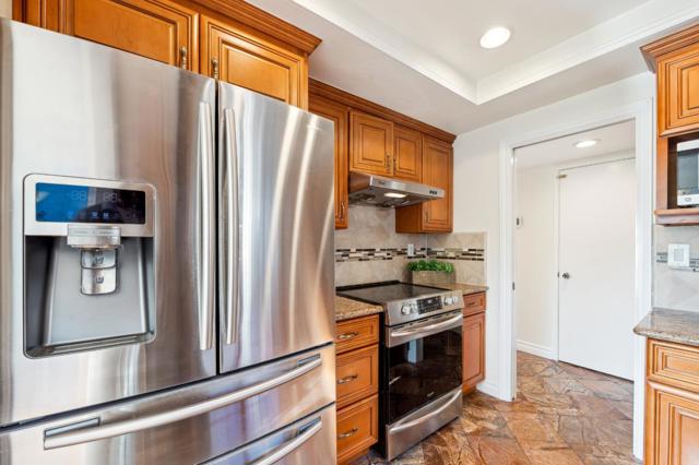 1641 New Brunswick Avenue, Sunnyvale CA: https://media.crmls.org/mediaz/96803f8f-3792-4541-adbd-0704dd4ef5a3.jpg